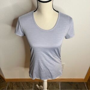 Athleta Women’s Size Small Lavender/Purple Shadow Stripe Chi Tee